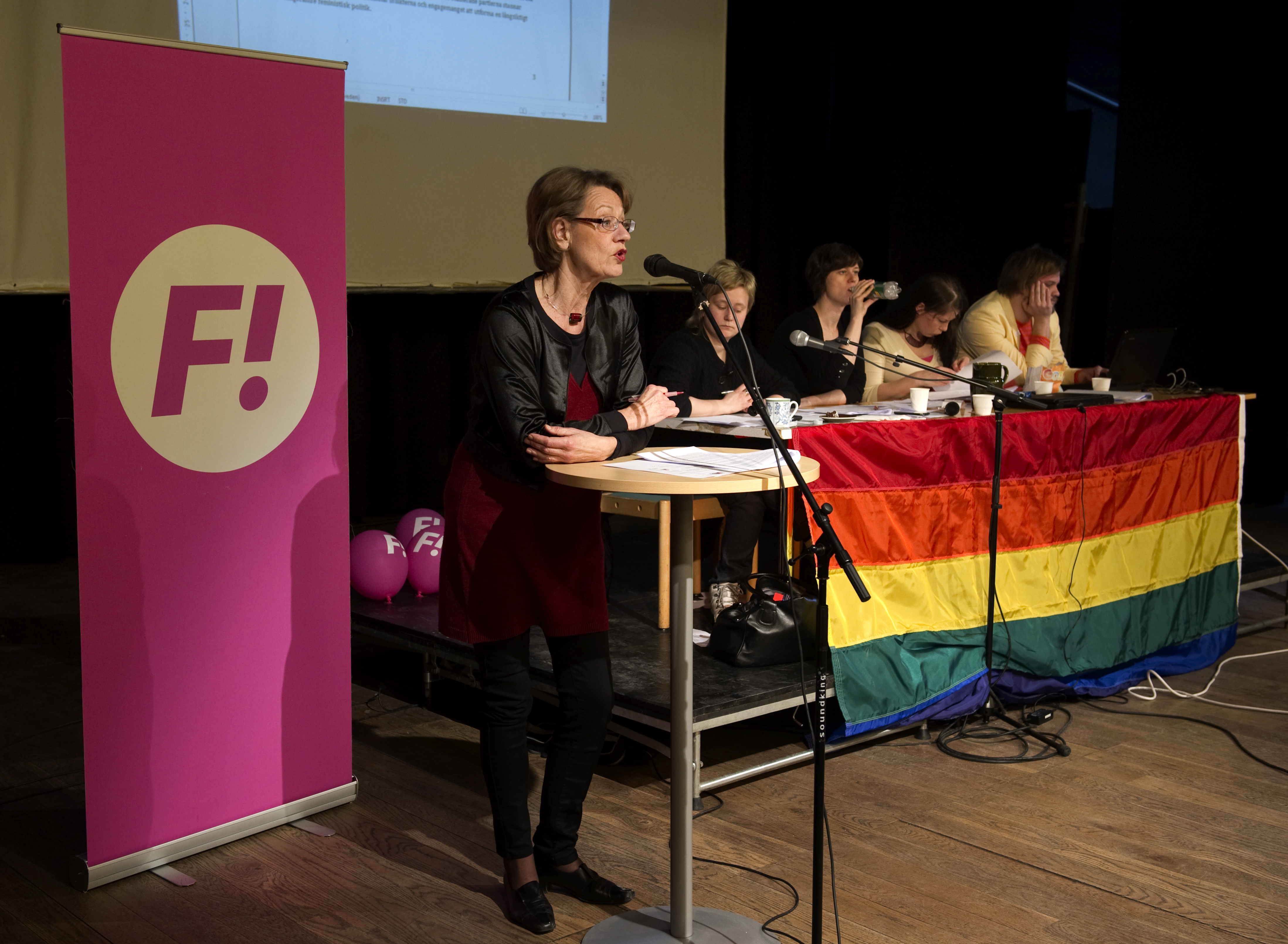 – Det känns väldigt roligt att få vinna över ett av Sveriges största partier, säger Veronica Svärd.