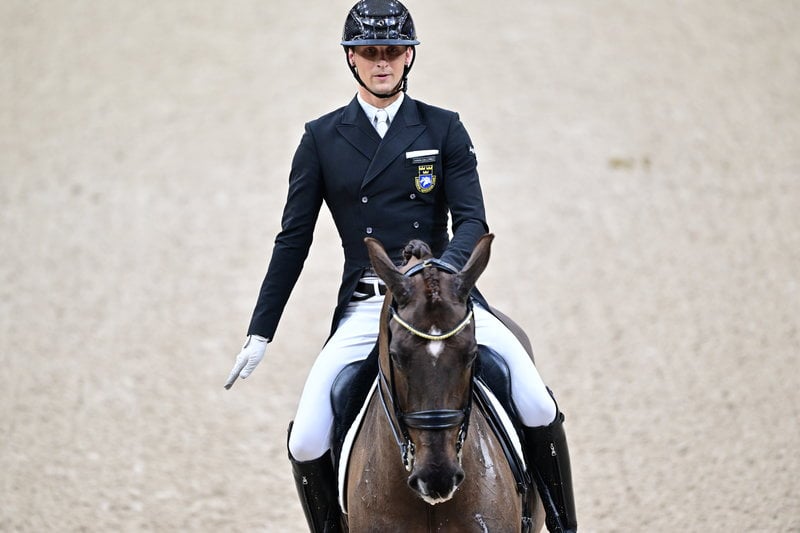 Carl Hedin, Sverige, med hästen Van der Veen, under världscupen i dressyr, Grand prix vid Göteborg Horse Show 2025. Foto: Björn Larsson Rosvall/TT Carl Hedin, Sverige, med hästen Van der Veen, under världscupen i dressyr, Grand prix vid Göteborg Horse Show 2025. Foto: Björn Larsson Rosvall/TT