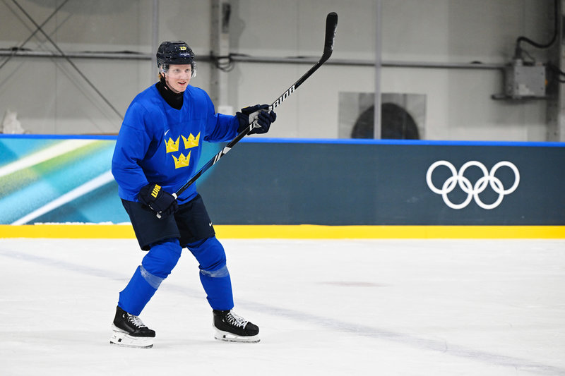 Rasmus Dahlin på plats i Milano. Foto: Jessica Gow/TT