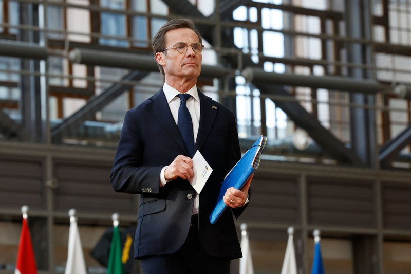 Statsminister Ulf Kristersson på väg in till torsdagens EU-toppmöte i Bryssel.