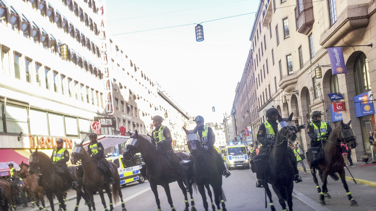 Stort polispådrag i samband med SvP-demonstration i Stockholm i september.