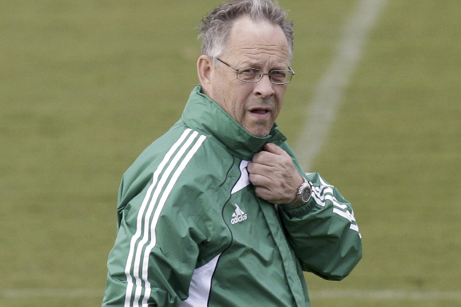 Hård kritik riktas mot Lars Lagerbäck.