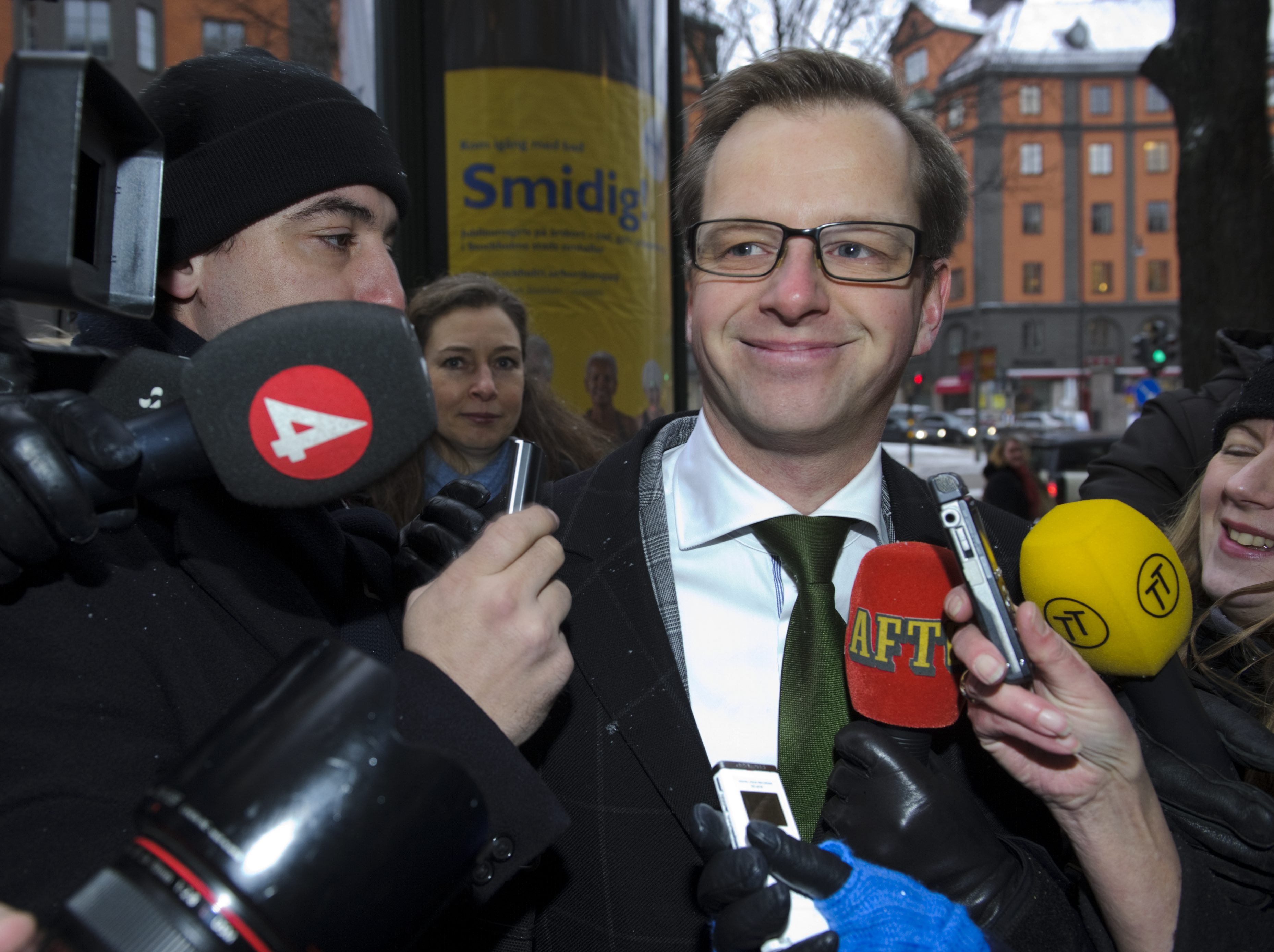 Mikael Damberg blev Stefan Löfvens val som ny gruppledare i riksdagen i stället för Carina Moberg.