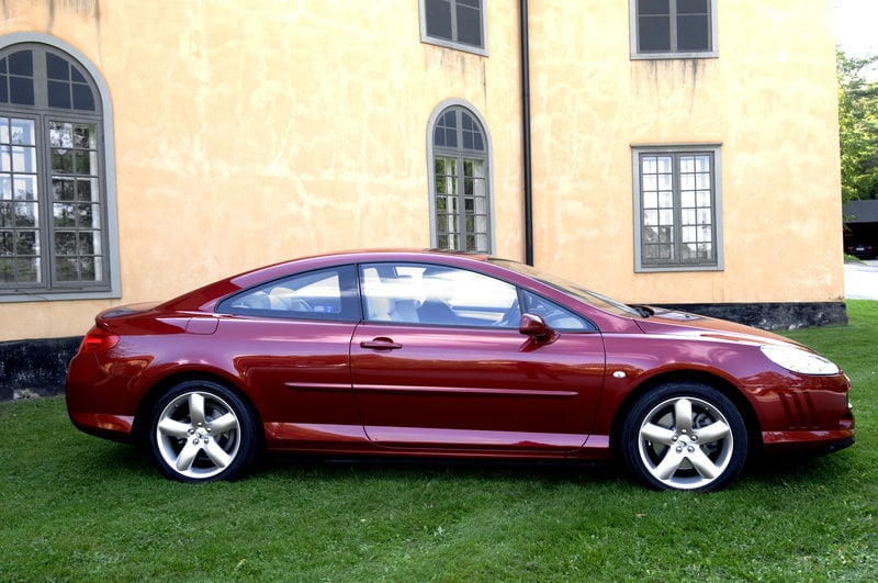 Peugeot 407 på bilden har inget med innehållet i artiklen att göra. Foto: Ingvar Karmhed/TT