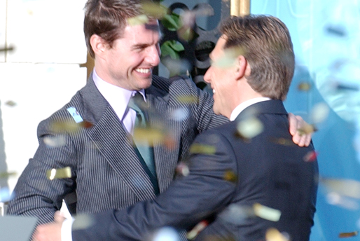 Tom Cruise och "Den spinkige tyrannen" på scientologkonferens.