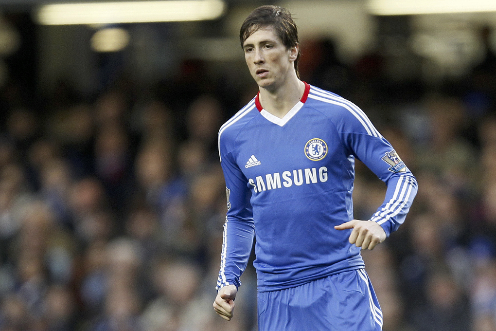 Fernando Torres fick inte ett godkänt betyg under sin debutmatch för Chelsea efter den infekterade övergången från Liverpool FC.