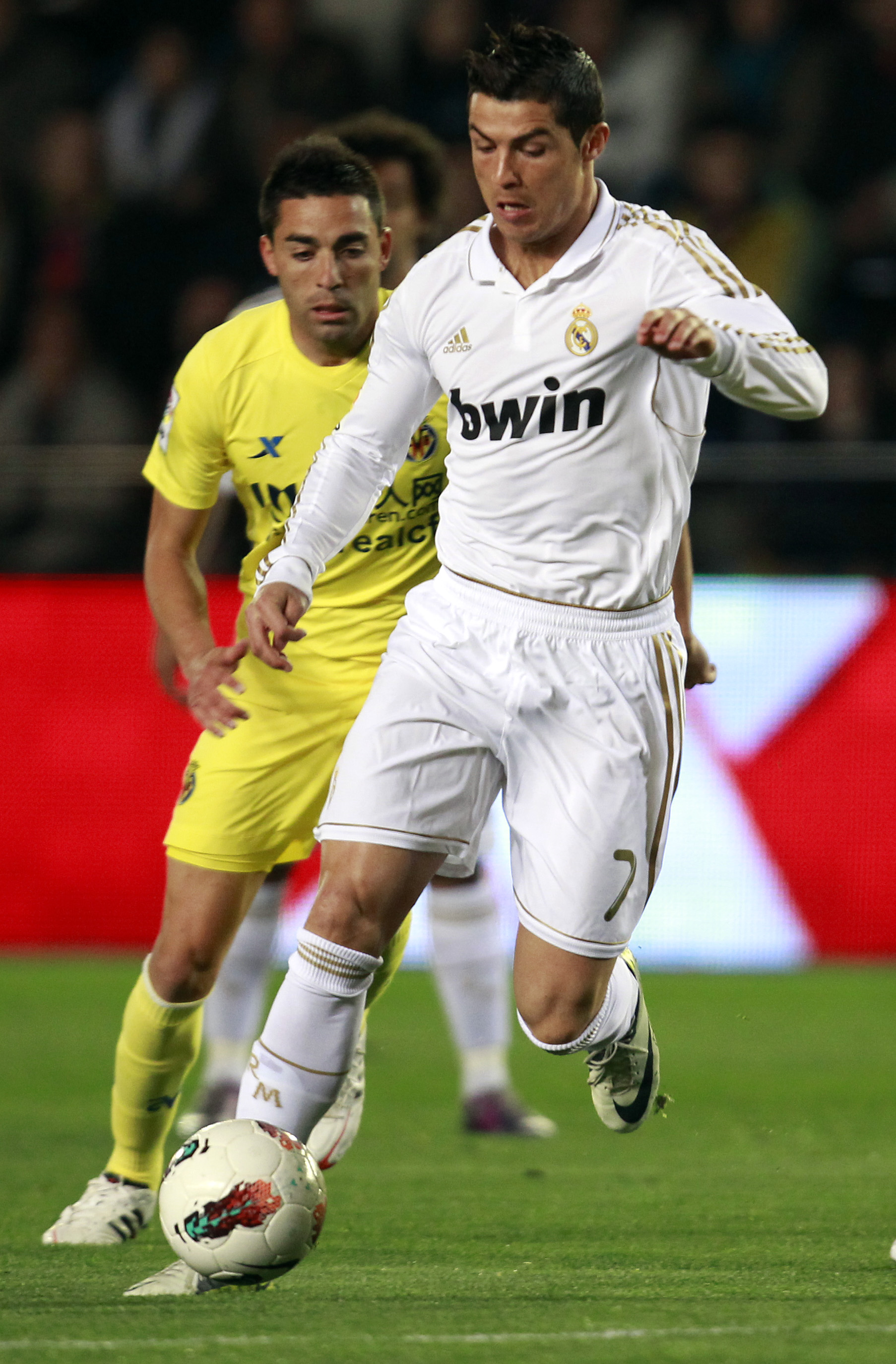 Men till slut kunde Cristiano Ronaldo ge bortalaget ledningen i den 62 minuten. Men till slut kunde Cristiano Ronaldo ge bortalaget ledningen i den 62 minuten.