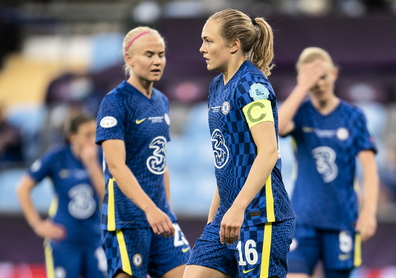 Stjärnpar på damsidan: Magdalena Eriksson (närmast) och Pernille Harder. Arkivbild.