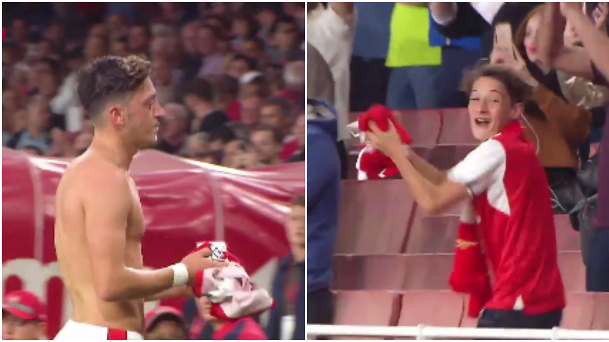 Mesut Özil kastade sin matchtröja mot en ung Arsenal-supporter efter klubbens vinst mot Chelsea i lördags. 