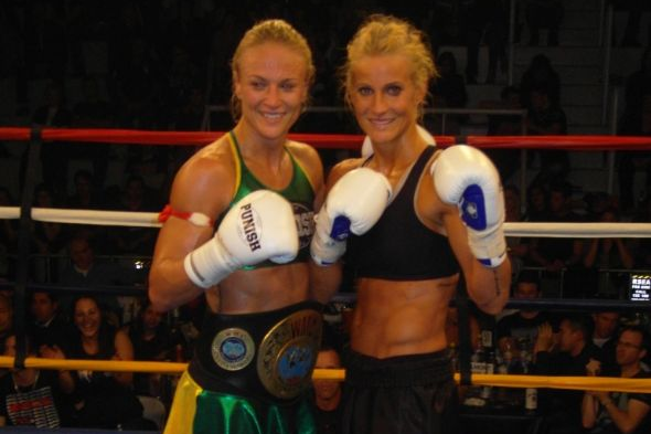 Thaiboxning, titelmatch, Madeleine Vall, Förlust, Perth, Australien