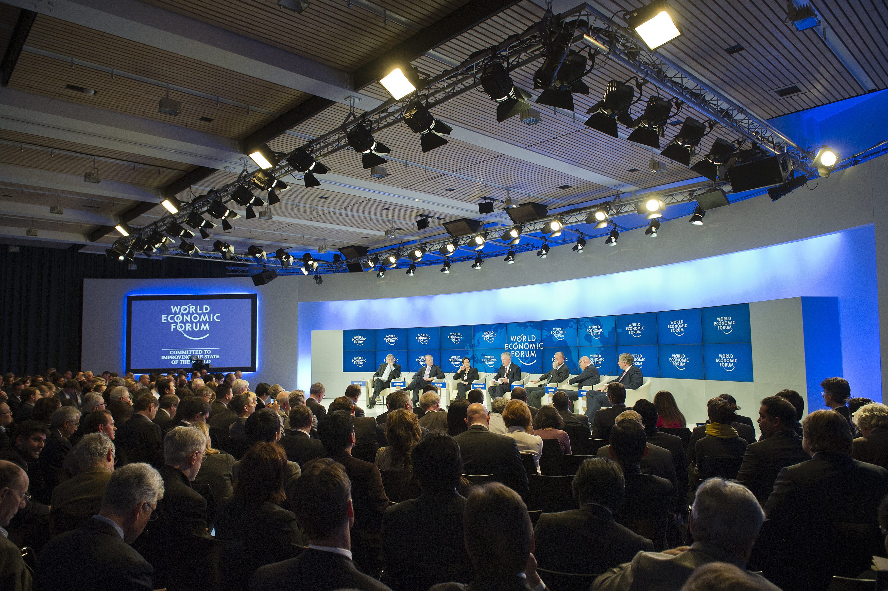 På World Economic Forum samlades flera världsledare och företagschefer för att diskutera ekonomi.
