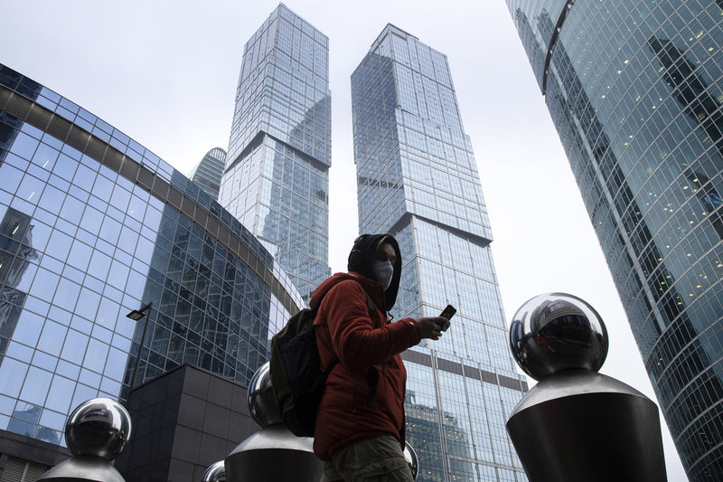 Här, i skyskraporna "Huvudstädernas stad" i Moskvas affärsdistrikt, uppges familjen al-Assad äga ett 20-tal lägenheter. Bild tagen 2021.