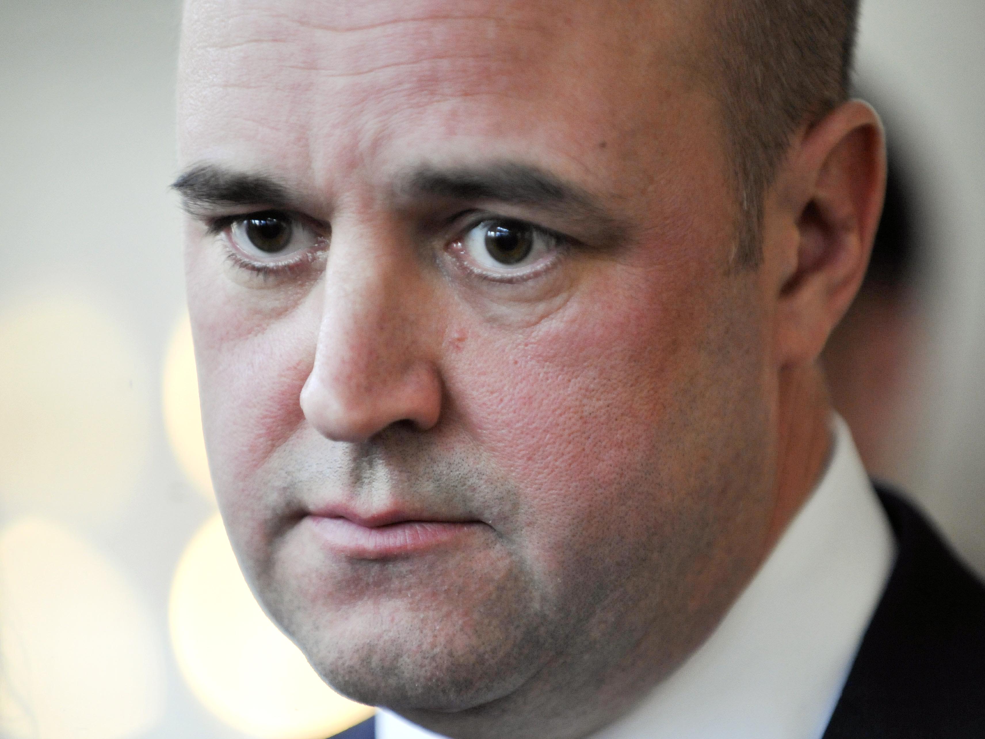 Fredrik Reinfeldt förlorade votering - får böta till Bryssel.