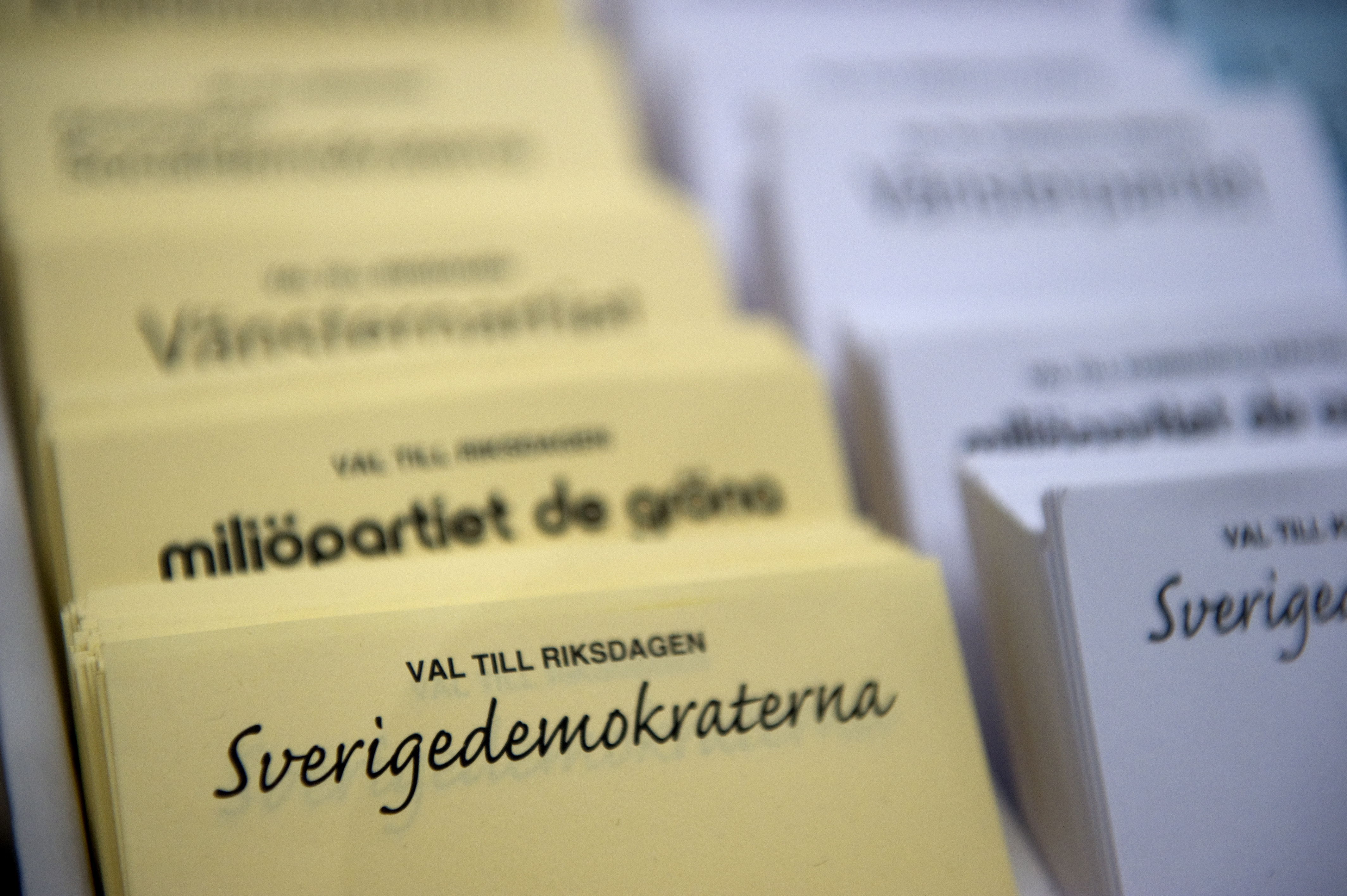 En elev ligger bakom den oväntade utvecklingen i Sandviken efter att han skrev lärarens namn på en valsedel.
