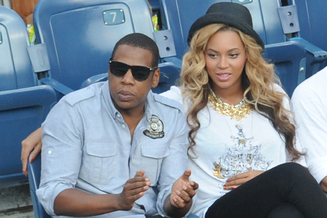 I låten om Blue Ivy avslöjar Jay Z att Bey tidigare fått missfall.