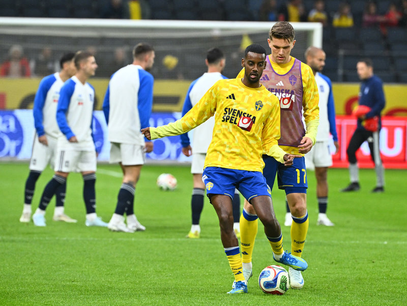 Svenska anfallsstjärnorna Alexander Isak (närmast) och Viktor Gyökeres. Arkivbild.