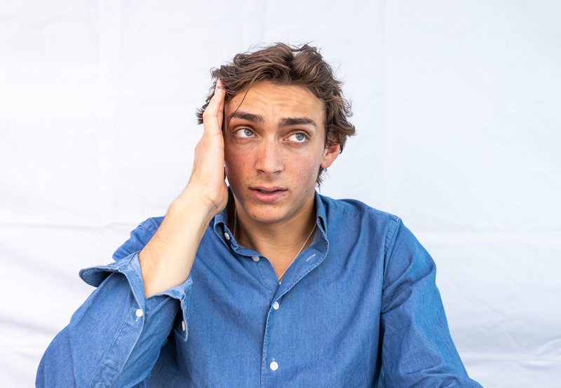 Armand Duplantis förklarar att golfen är viktig för hans stavhoppande.