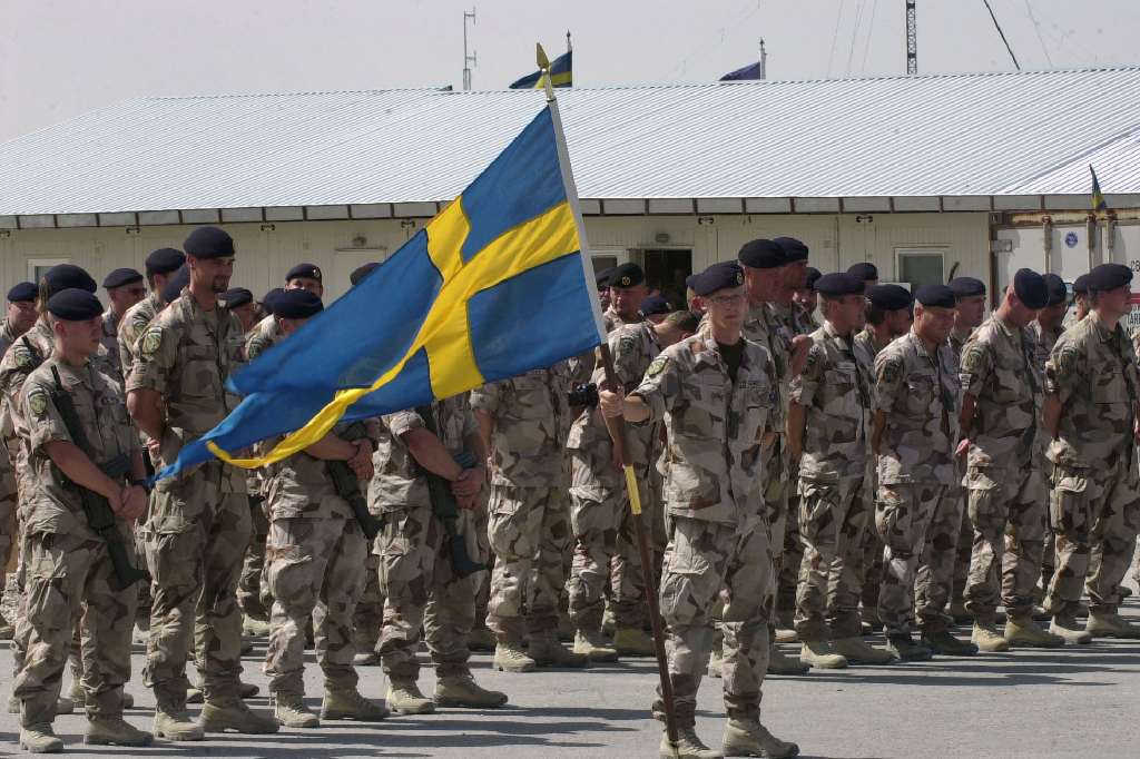 Sverige, Afghanistan, Arbetsvillkor, Försvarsmakten