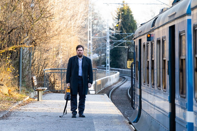 Anders spelas av Mattias Nordkvist som synts i bland annat SVT:s succéserie 'Vår tid är nu'. Pressbild.