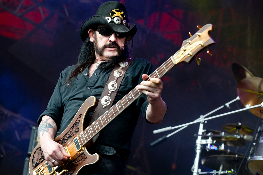 Vill du ha chans att se Lemmy och hans Motörhead på Sweden Rock i sommar gäller det att köpa biljett snarast.
