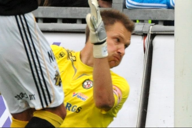 Johan Alvbåge i mål borta mot AIK.