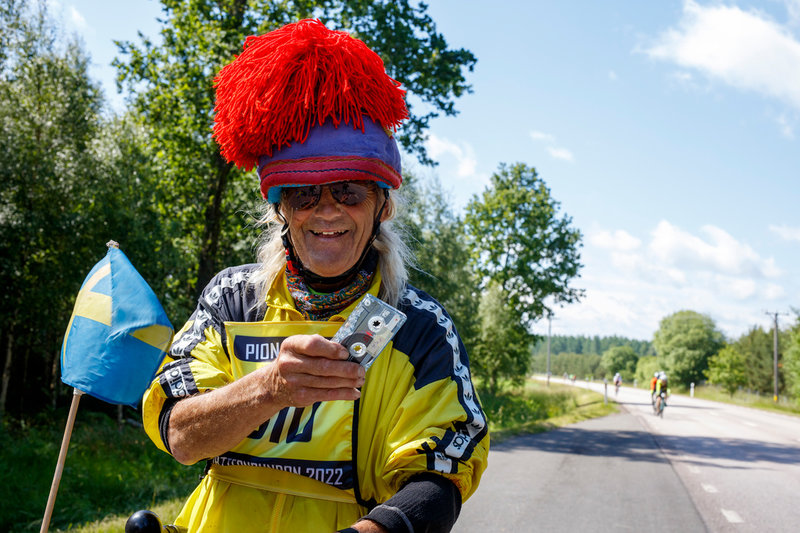 I år har Stig Johansson lagt in "Bara bada bastu" på sitt blandband som han spelar för åskådarna – och sig själv så han inte somnar. Arkivbild.
