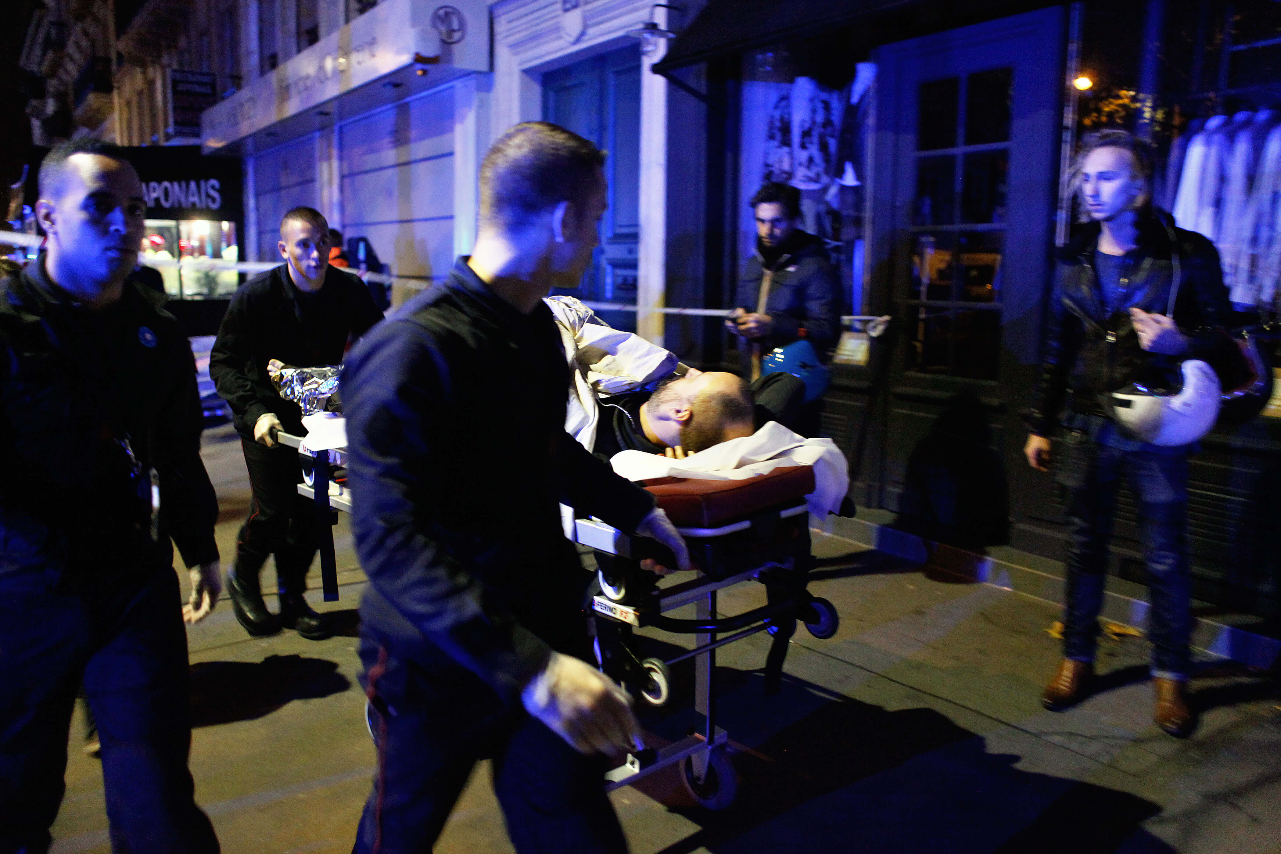 Bilder från attackerna i Paris Bilder från attackerna i Paris