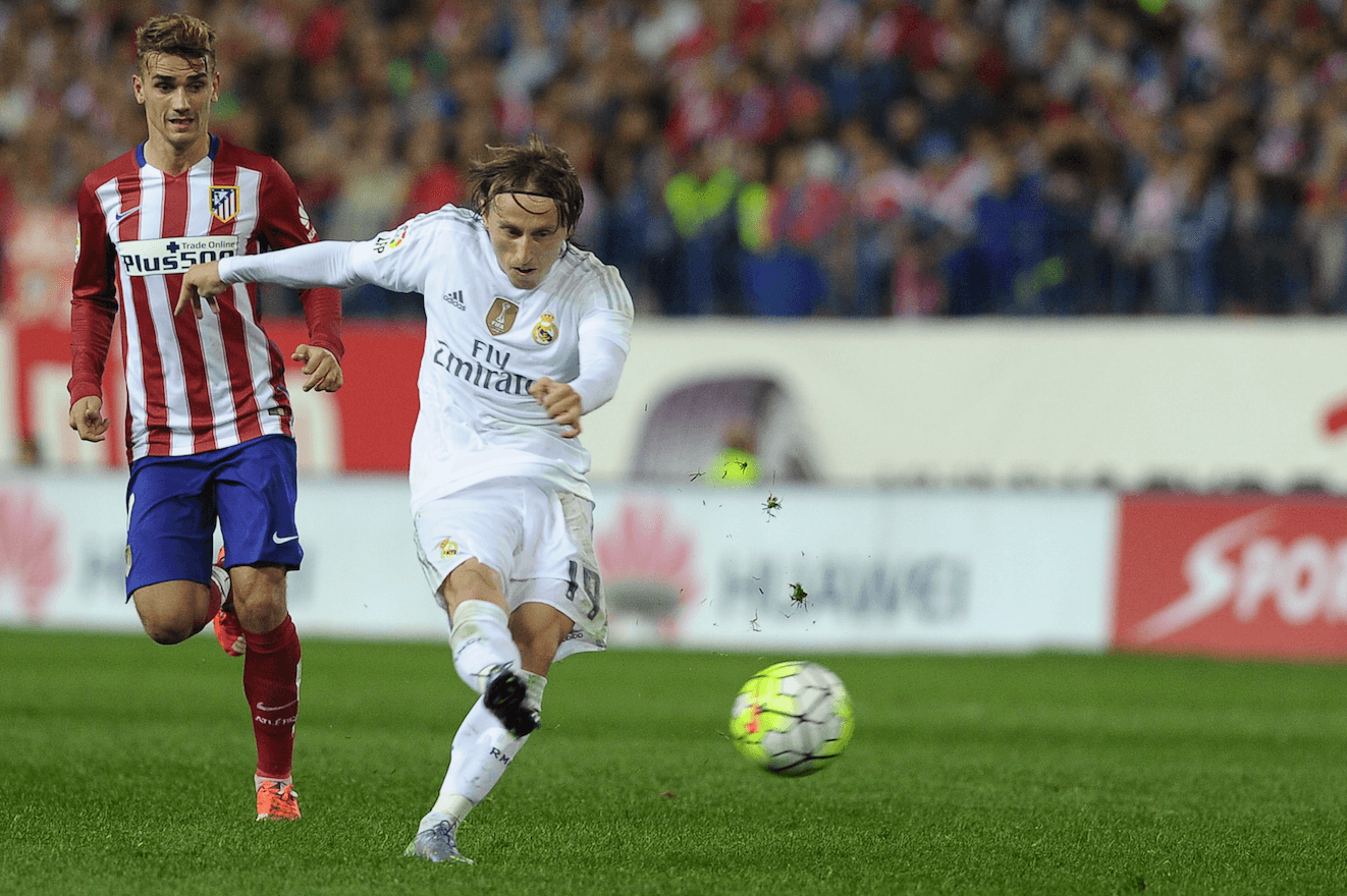 Mittfält: Kroaten Luka Modric är kanske Real Madrids bästa tvåvägsspelare, men hamnar lätt i skuggan av lagets andra stjärnor. Mittfält: Kroaten Luka Modric är kanske Real Madrids bästa tvåvägsspelare, men hamnar lätt i skuggan av lagets andra stjärnor.