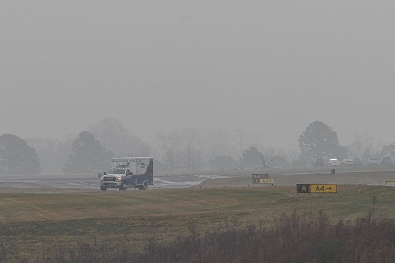 Foton från olycksplatsen i North Carolina. Foto: Matt Kelley/AP/TT