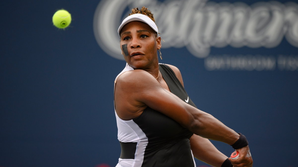 Serena Williams under den pågående WTA-turneringen i Toronto.