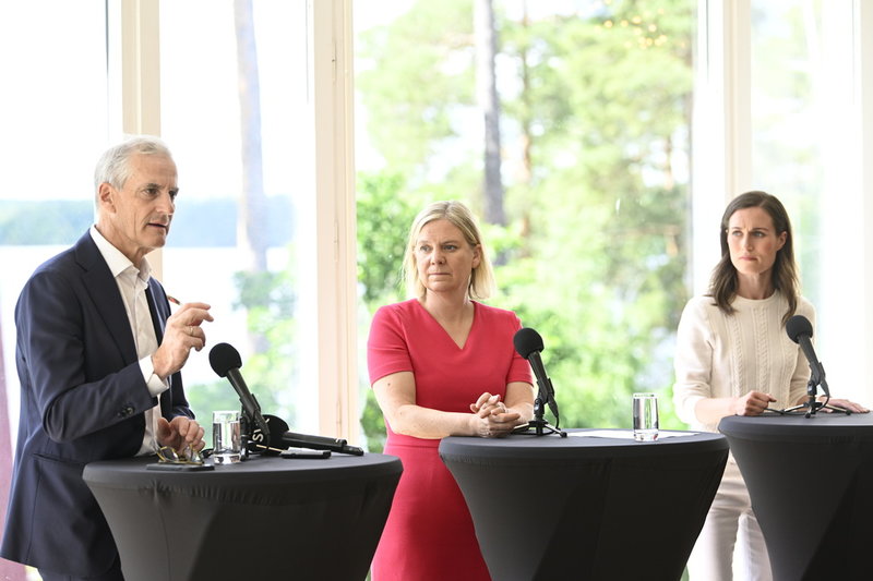 Norges statsminister Jonas Gahr Støre, Sveriges statsminister Magdalena Andersson och Finlands statsminister Sanna Marin.