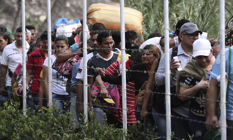 Stig som används för illegal gränspassage nära Simón Bolívar-bron mellan Venezuela och Colombia. Arkivbild.