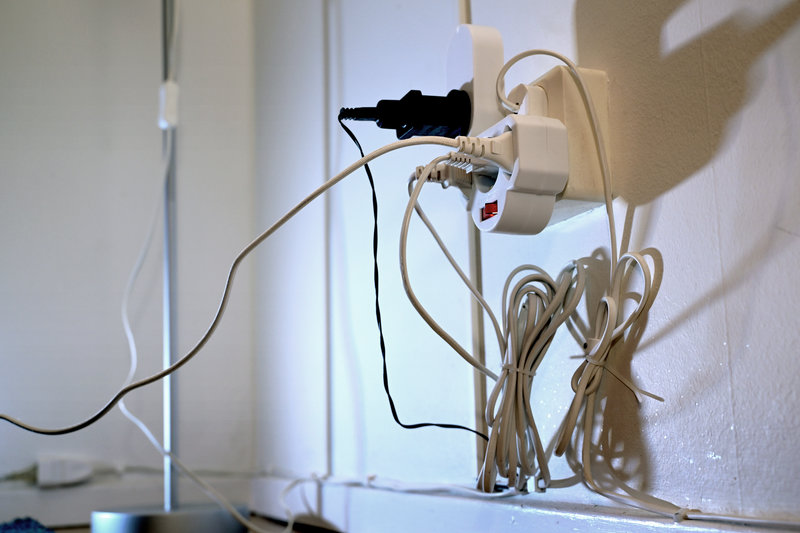 Många svenskar oroas av de höga elpriserna. Foto: Janerik Henriksson/TT