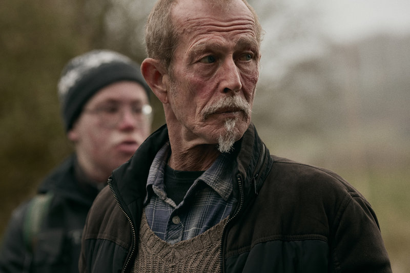 Lastbilschauffören Peter Gantman spelar patriarken Elis, hans första stora skådespelarinsats. 