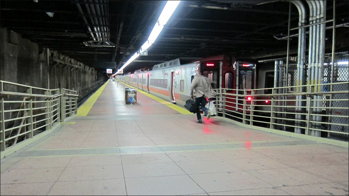 Klockan 19.10 på kvällen den 28 oktober gick det sista tåget från Grand Central Terminal.