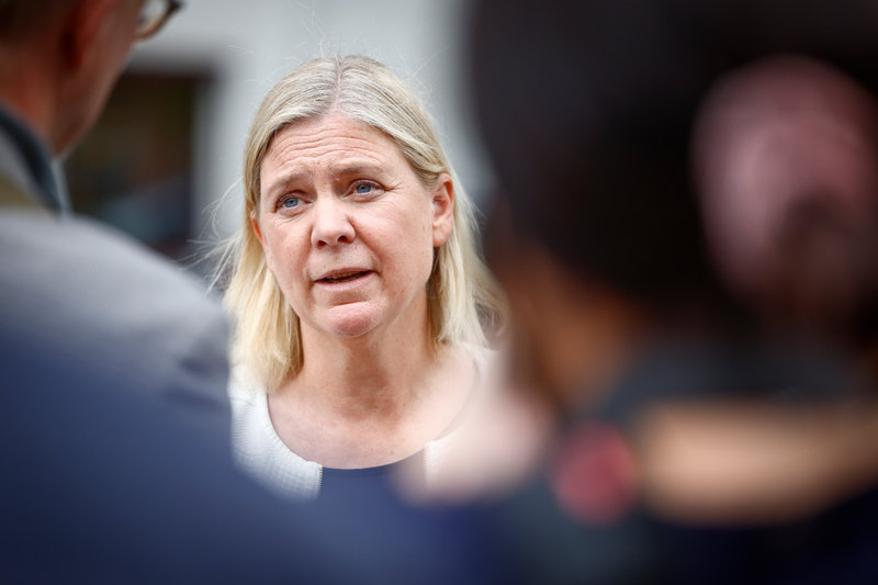 Jimmie Åkesson verkar tycka att Annie Lööf får skylla sig själv, säger statsminister Magdalena Andersson (S) om SD-ledarens kommentar om Lööf och högt tonläge.
