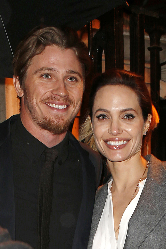 Garrett Hedlund och Angelina Jolie. Garrett Hedlund och Angelina Jolie.